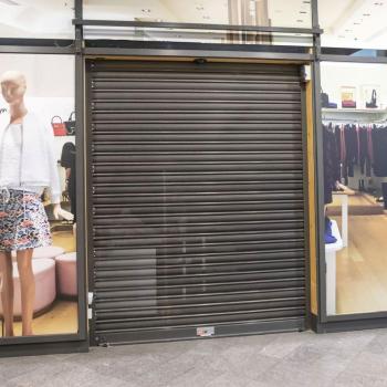 Comment protéger efficacement votre vitrine ? Les solutions de sécurité certifiées A2P par Point Fort Fichet